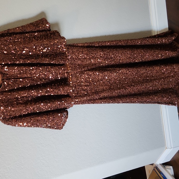 Mac Duggal dress - Picture 6 of 9